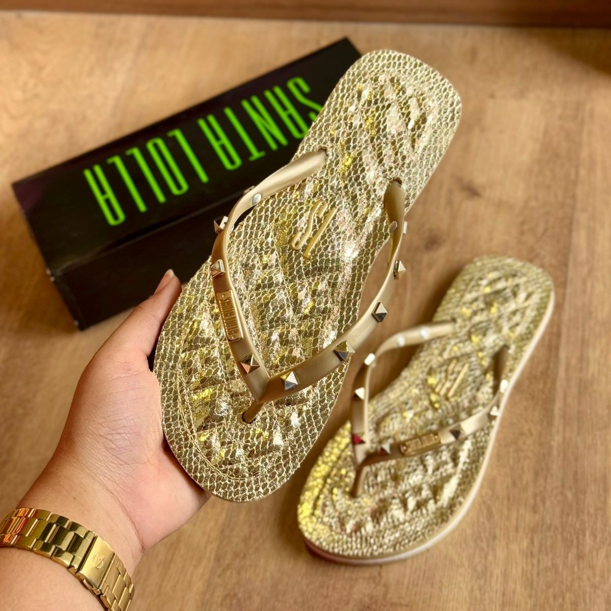 Chinelo Santa Lolla Flip Flop