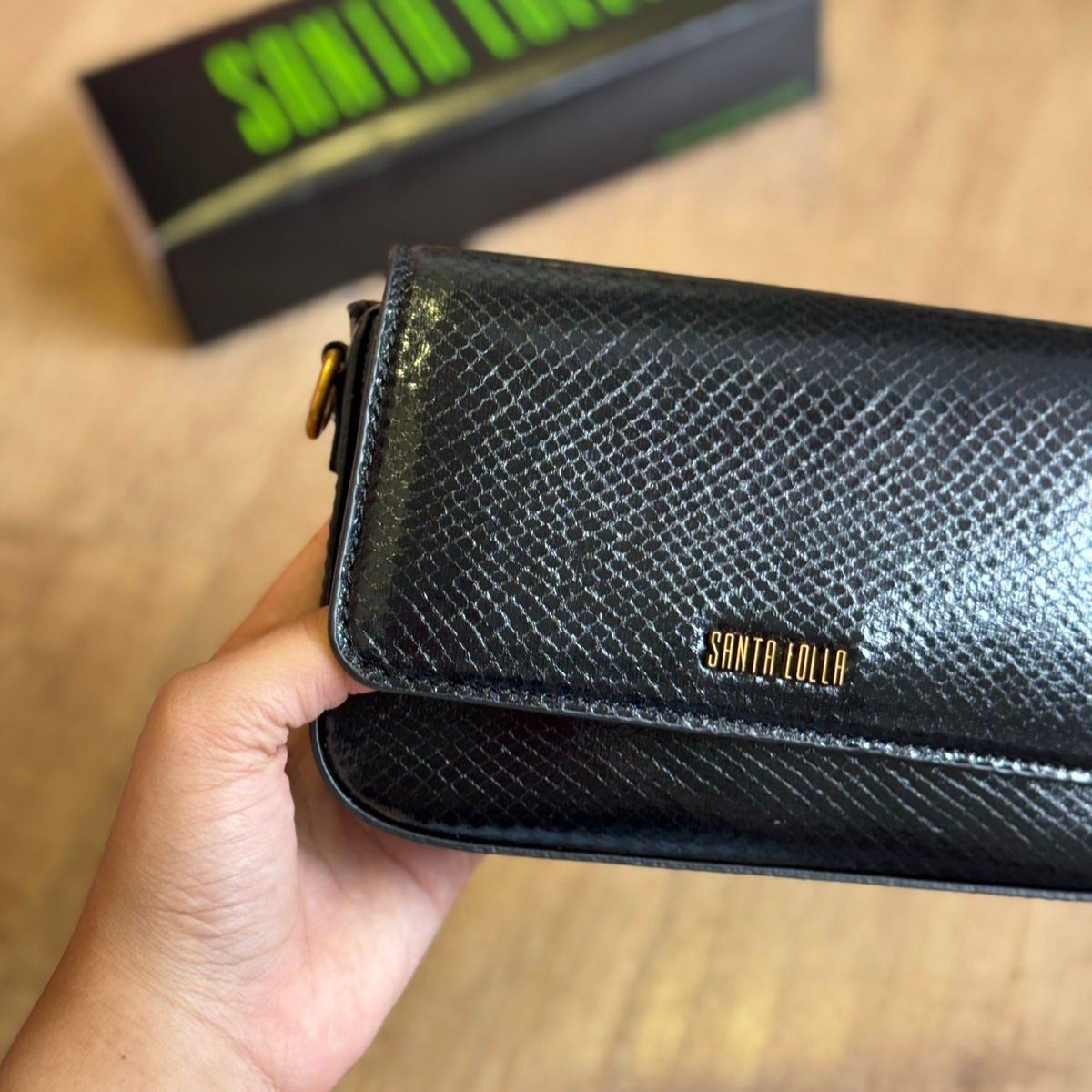 Bolsa Santa Lolla Baguete Metalizado Snake Alça Trança