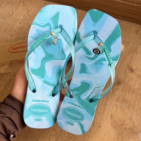 Havaianas Square Jelly Azul + Pin Olho Grego