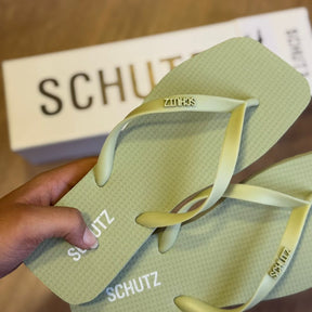 Chinelo de Dedo Schutz