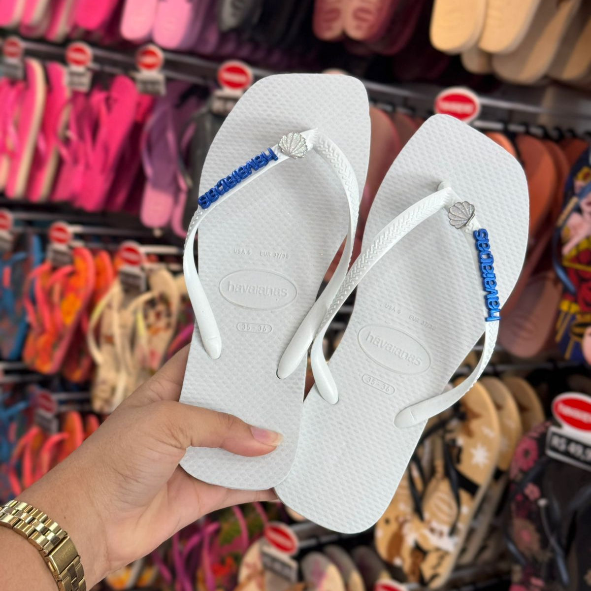 Havaianas Slim Square + Placa Logo + Pin Concha