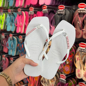 Havaianas Slim Square + Placa Logo + Pin Concha