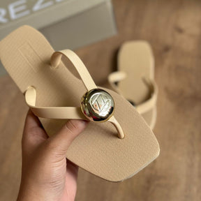 Chinelo de Dedo Arezzo Square Tiras Largas