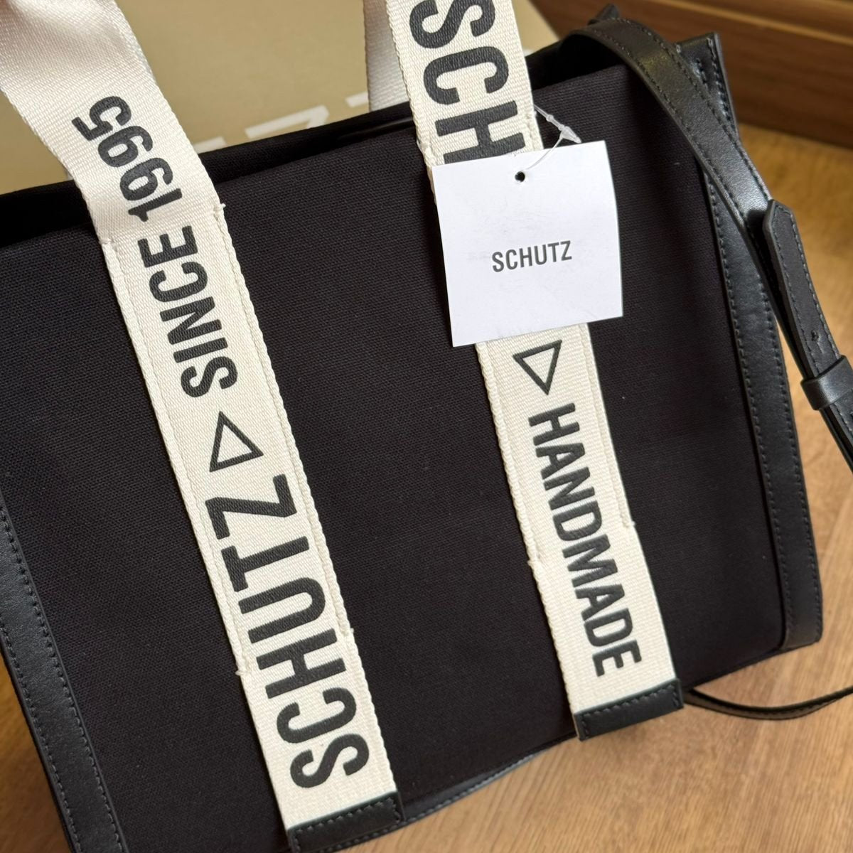 Bolsa Schutz Mini Tote Lívia Lona