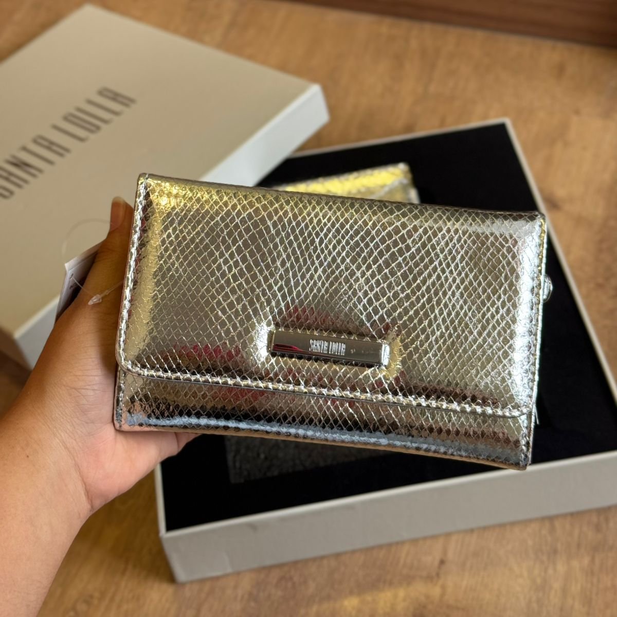 Clutch Santa Lolla Metalizado Cobra Alça De Mão