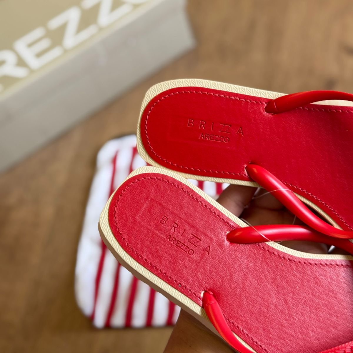 Chinelo Arezzo Rasteiro