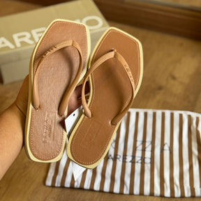 Chinelo Arezzo Rasteiro