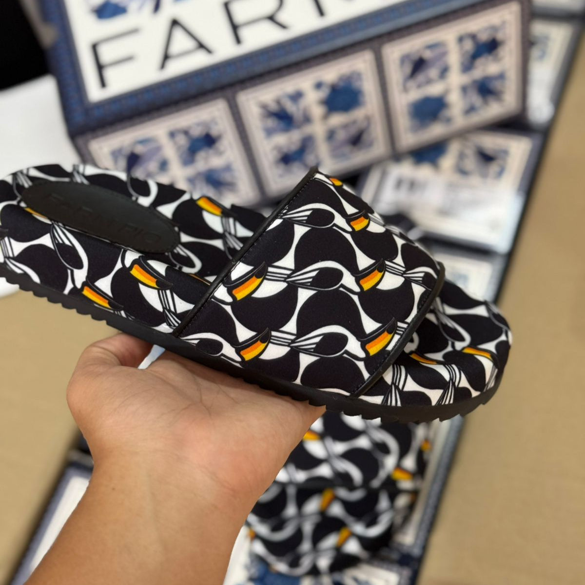 Chinelo Slide Farm Rio Praiana Print