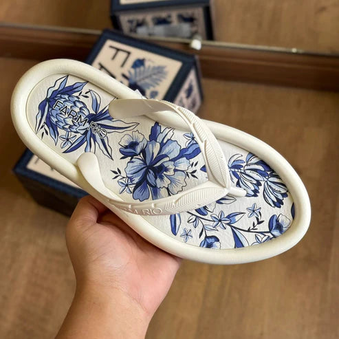 Chinelo de Dedo Farm Canoa Off White/Azul