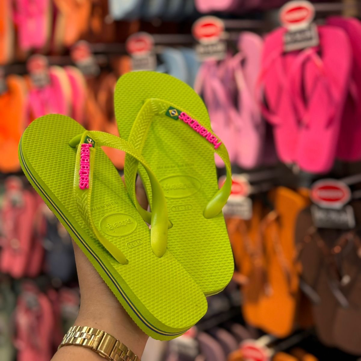 Havaianas Brasil Logo + Placa Logo Colorida - Imagem 12