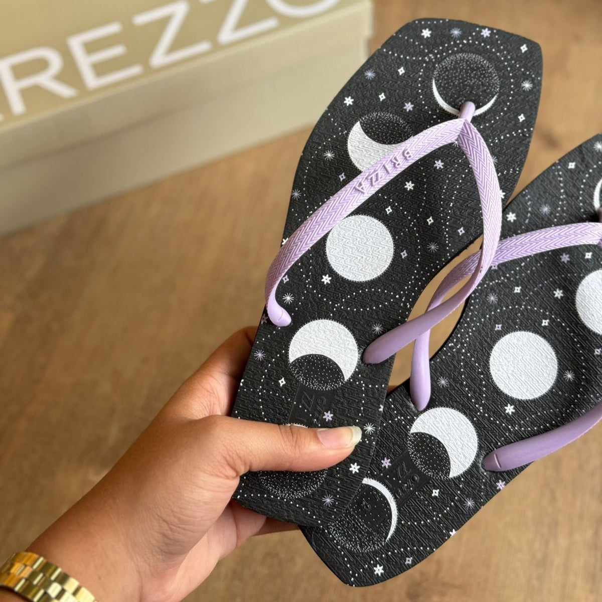 Chinelo de Dedo Jelly Arezzo Brizza - Imagem 3