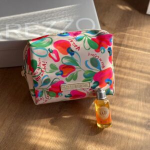 Necessaire Arezzo Caju + Sabonete Colab Loccitane