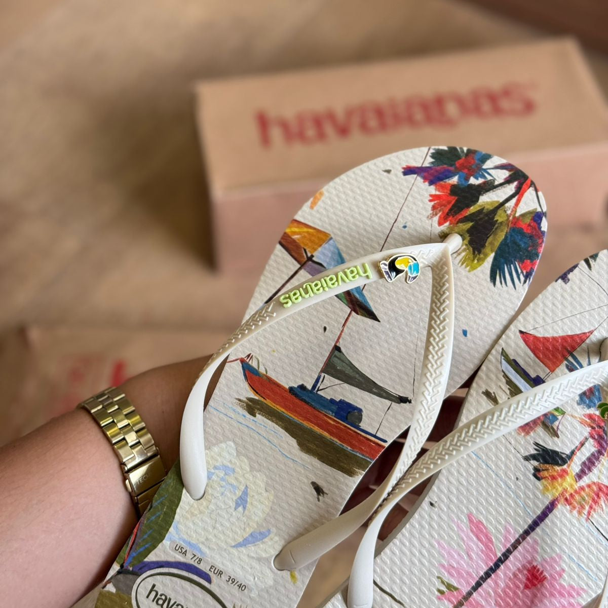 Havaianas Slim Summer Bliss + Pin Tucano e Coqueiro - Imagem 6